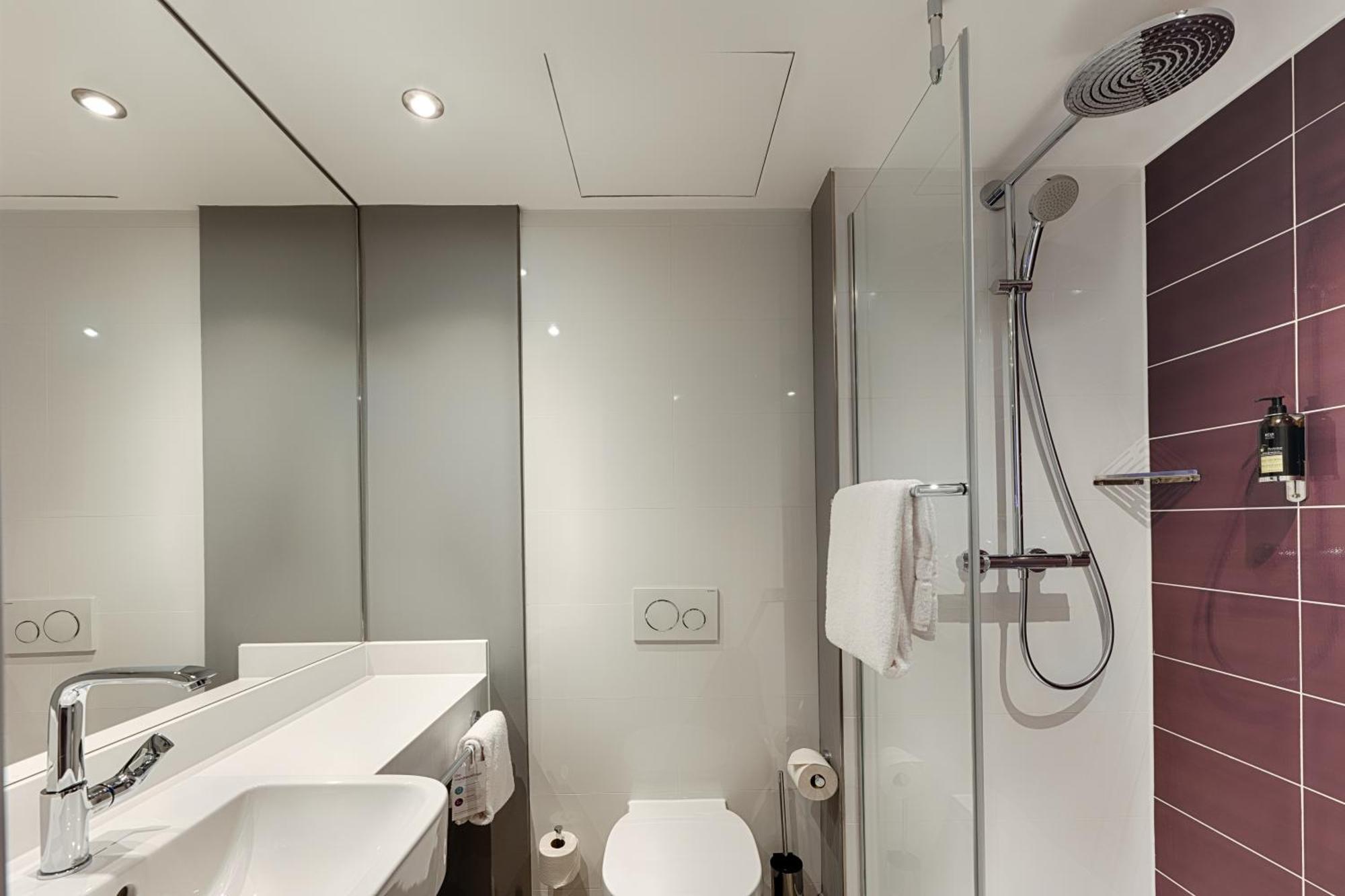 Premier Inn Duesseldorf City Friedrichstadt Eksteriør bilde